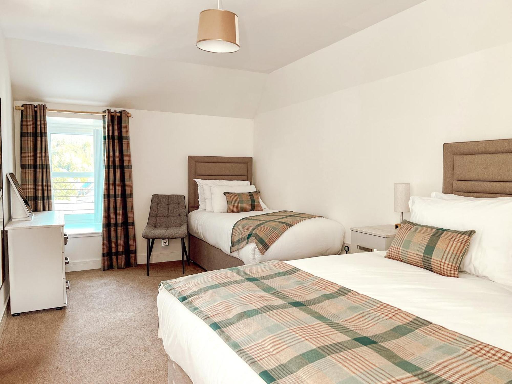 Loch Ness Gatehouse Apartments حصن أوغسطس المظهر الخارجي الصورة